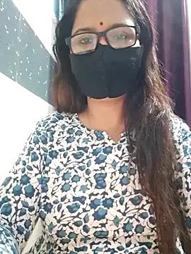 Photos of Aishwaryaa_69 from StripChat is Freechat