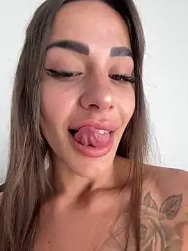 Photos of Alisa-Marie from StripChat is Freechat