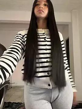 Photos of aly_golden_ from StripChat is Freechat