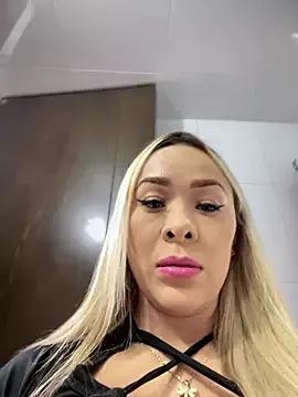 Photos of AmyWillss from StripChat is Freechat