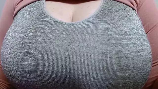 Photos of AnnyelinnaLove from StripChat is Freechat