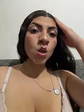 Photos of arieel__722 from StripChat is Freechat
