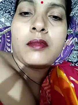 Photos of Arini_Arora from StripChat is Freechat