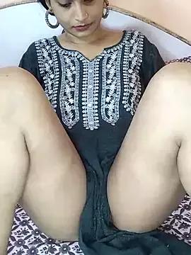 Photos of Beautifulsex4u from StripChat is Freechat