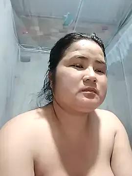 Photos of BigBoobs186 from StripChat is Freechat