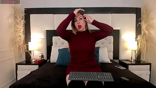 Photos of CarlaRossi_ from StripChat is Freechat