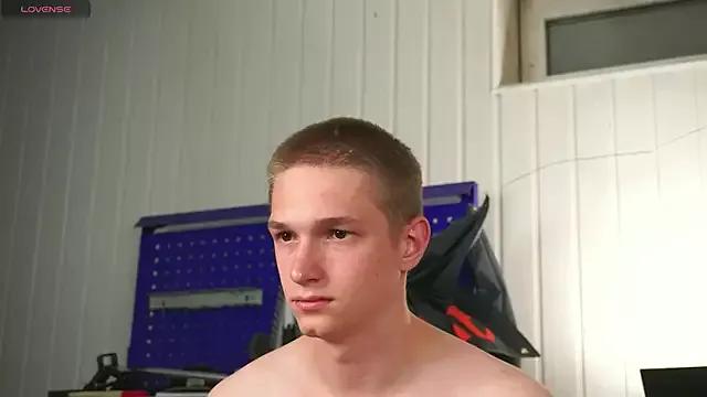 Photos of dustyn_fox from StripChat is Freechat