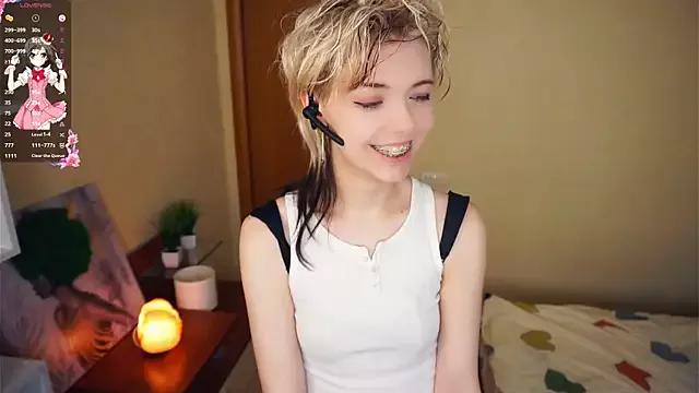 Photos of EngelAlman from StripChat is Freechat