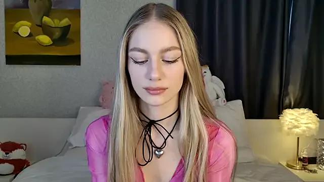 Photos of GabriellaOlsen from StripChat is Freechat