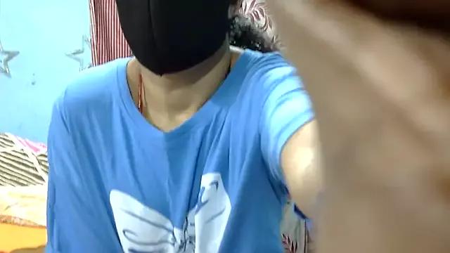 Photos of Indian_Horny_Wife from StripChat is Freechat