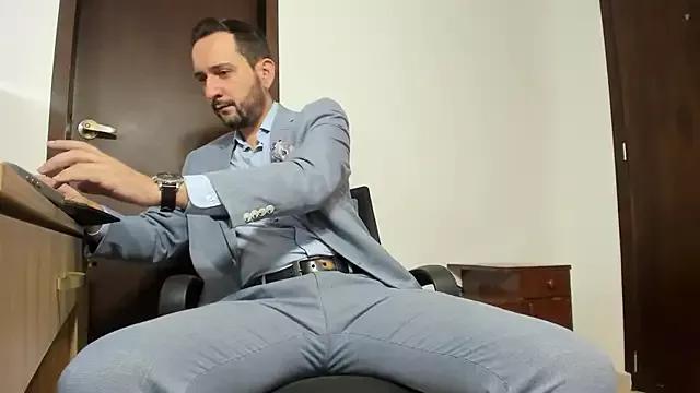 Photos of KarlBoss1 from StripChat is Freechat