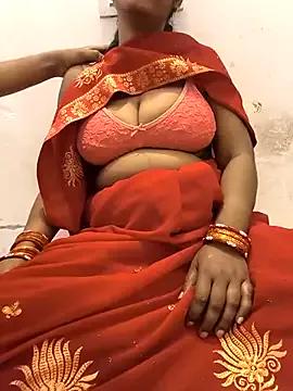 Photos of Kissing_Couple from StripChat is Freechat