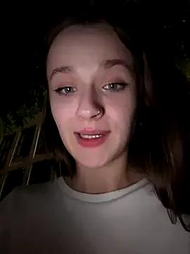 Photos of KittyQueeny from StripChat is Freechat