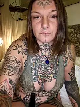 Photos of lizzardqueeen from StripChat is Freechat