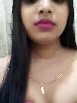 Photos of Maahhii_2 from StripChat is Freechat