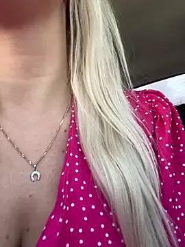 Photos of MerlinDave from StripChat is Freechat