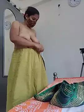 Photos of Natasha-143 from StripChat is Freechat