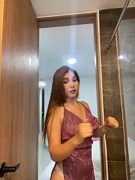 Photos of Nikii__ from StripChat is Freechat