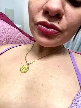 Photos of Pribaixinha from StripChat is Freechat
