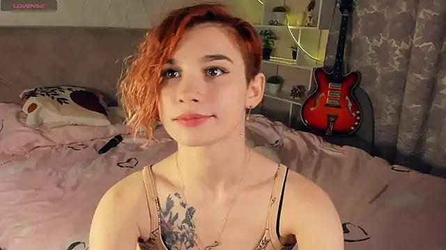 Photos of RedLovely from StripChat is Freechat