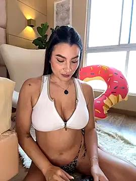 Photos of SaharaRush_ from StripChat is Freechat