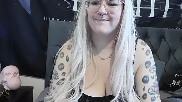Photos of Sizzling_Indie36 from StripChat is Freechat