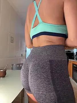Photos of SofiaLopez77 from StripChat is Freechat