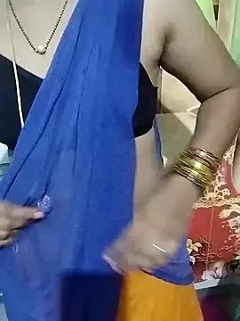 Photos of Varsha21 from StripChat is Freechat