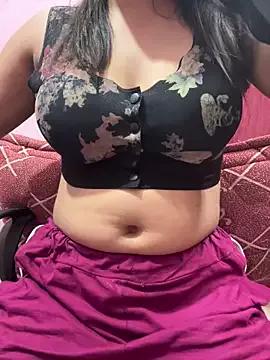 Photos of Your_lallela from StripChat is Freechat